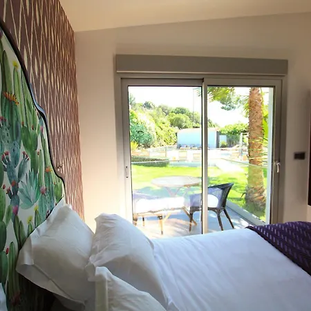 Minera Hotel 4*