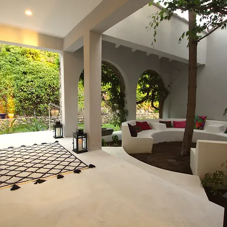 Minera Hotel 4*