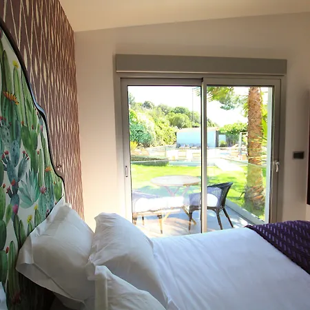 Minera Hotel Monticello